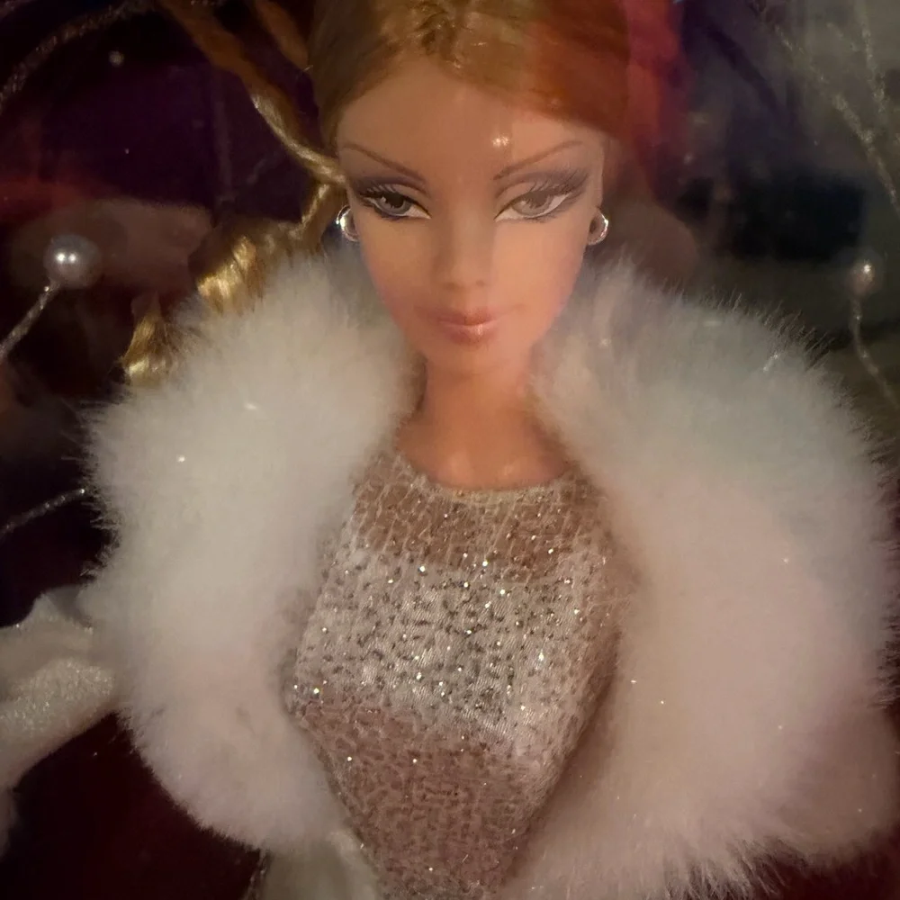 Barbie Holiday Visions Doll in White and Silver 2003 NIB
